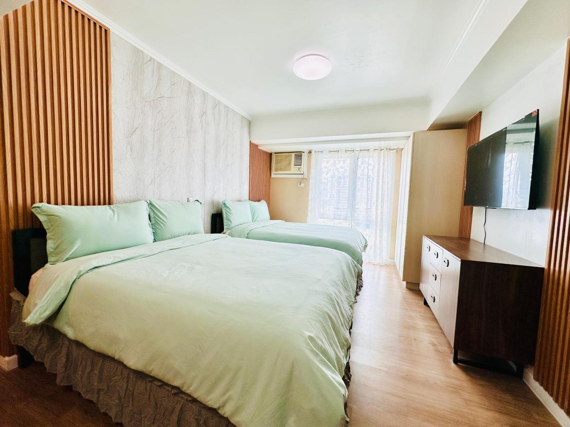 Feels Like Home Condos Abreeza Place Tower 1 & 2 Davao Exterior photo